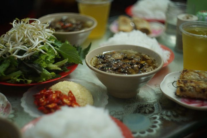Reclaiming breakfast: noodles at dawn