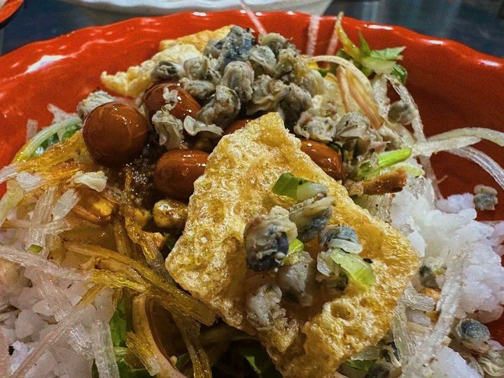 On the Bourdain trail: highlighting Huế