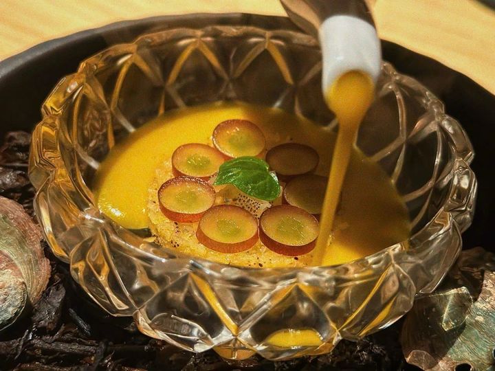 Nén: where storytelling meets the plate