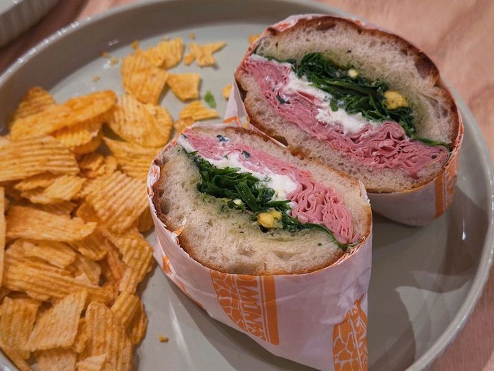 Saigon Sandwich Wars