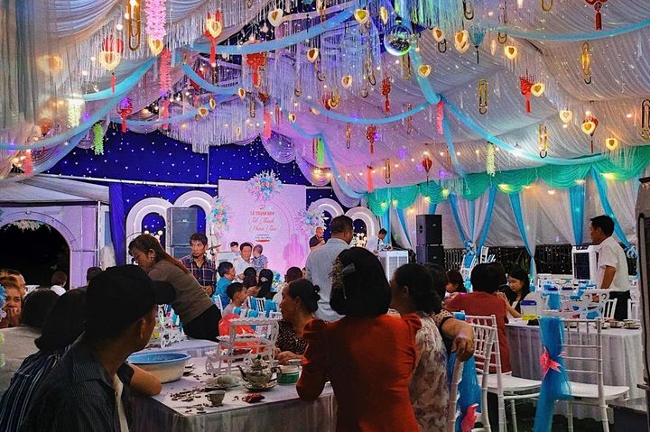 An expat's guide to wedding season